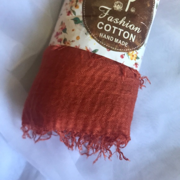 Rectangular scarf - Picture 3 of 3